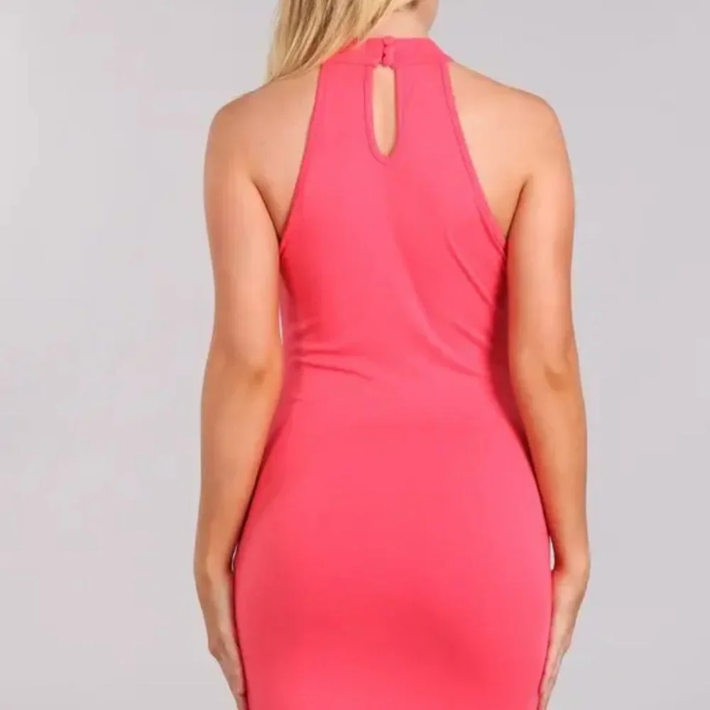 Bodycon Dress With Lace Up - Picture 2 of 3